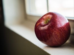 Preview wallpaper apple, fruit, macro, red