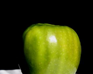 Preview wallpaper apple, fruit, shadow, green, dark, macro