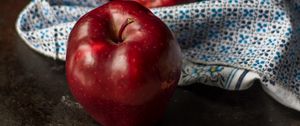 Preview wallpaper apple, red, fruit, still life