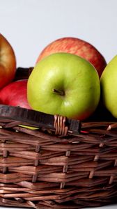 Preview wallpaper apples, basket, fruit, green, red