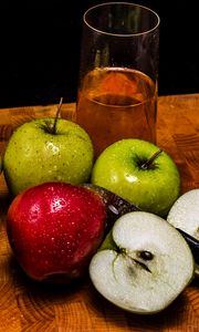 Preview wallpaper apples, fruit, drops, glass, fresh