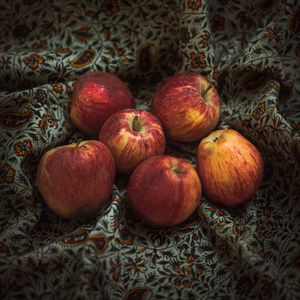 Preview wallpaper apples, fruit, harvest, red