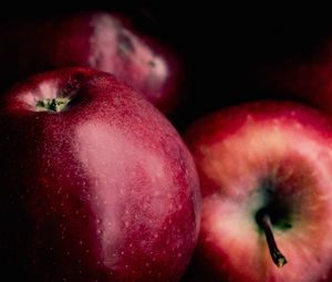 Preview wallpaper apples, fruit, red, ripe