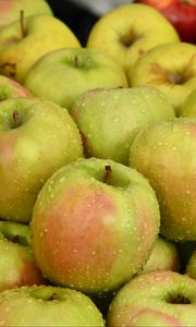 Preview wallpaper apples, fruits, drops, wet