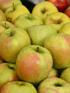 Preview wallpaper apples, fruits, drops, wet