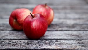 Preview wallpaper apples, red, boards