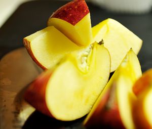 Preview wallpaper apples, slices, fruits, food, blur