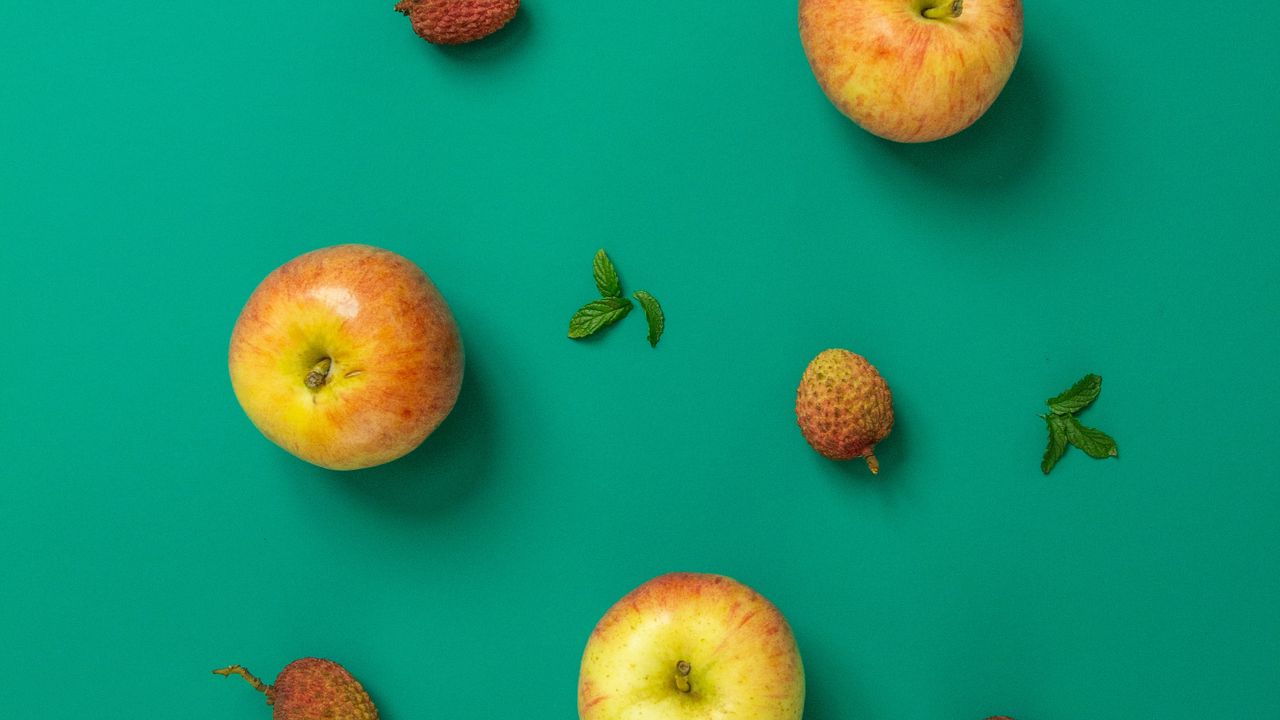Wallpaper apples, strawberries, mint, fruits