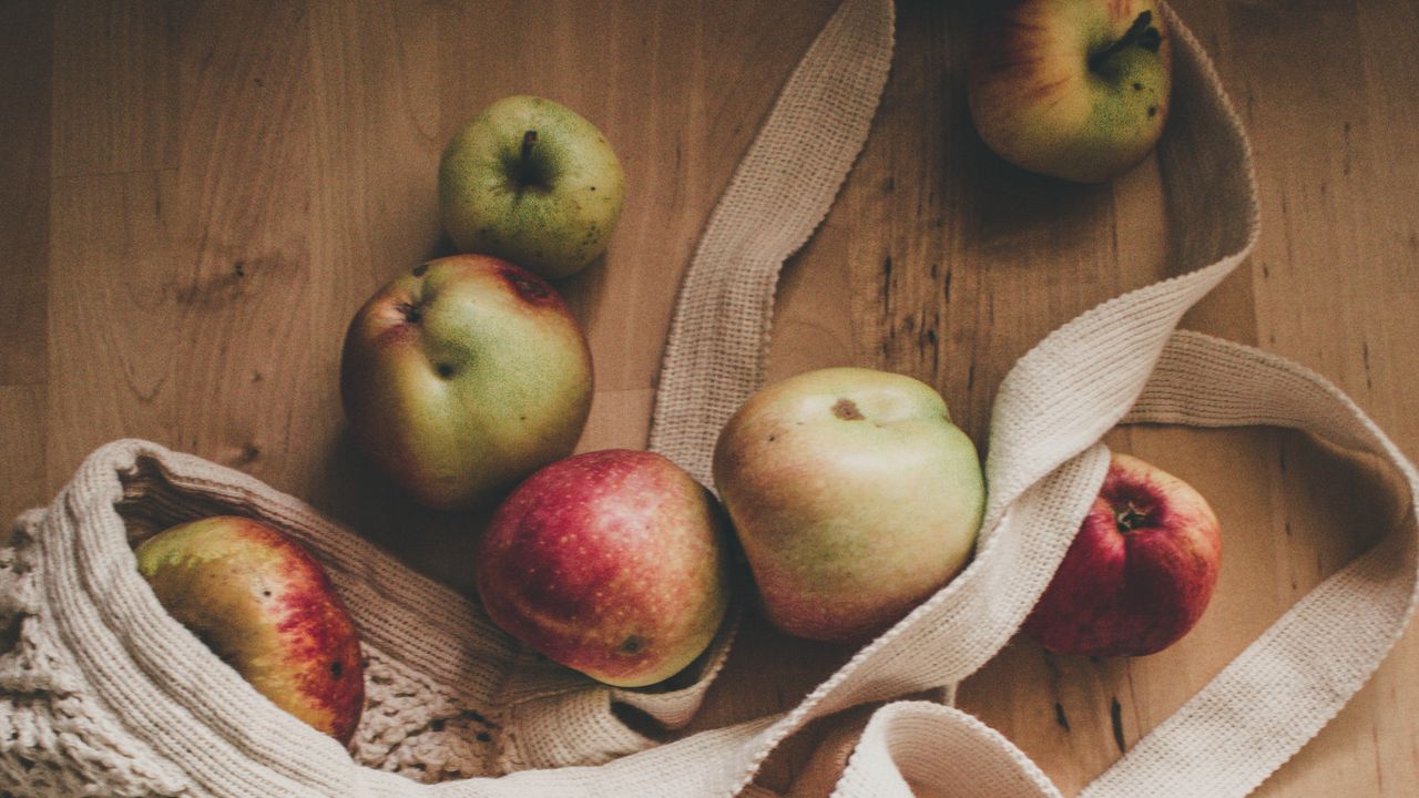 Wallpaper apples, string bag, fruit, red, green