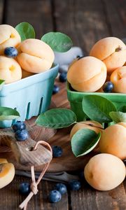 Preview wallpaper apricots, blueberries, dishes, fruit