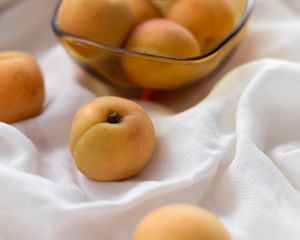 Preview wallpaper apricots, fruit, bowl, composition