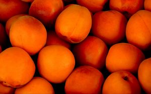 Preview wallpaper apricots, fruit, ripe