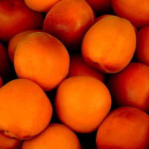 Preview wallpaper apricots, fruit, ripe