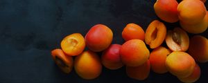 Preview wallpaper apricots, fruits, food