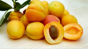 Preview wallpaper apricots, fruits, ripe, stone