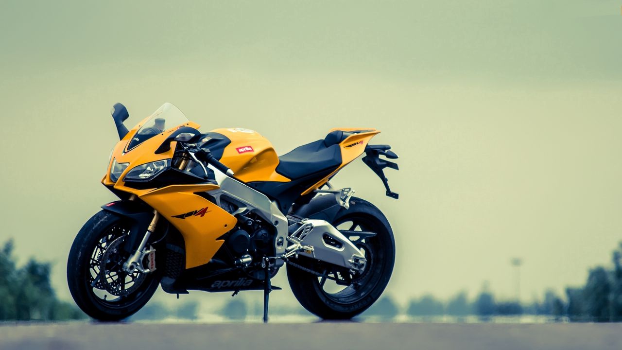 Wallpaper aprilia, rsv4, yellow, motorcycle