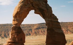 Preview wallpaper arch, canyon, sandy, rocks, sand
