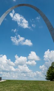 Preview wallpaper arch, monument, memorial, architecture, park, sky, clouds
