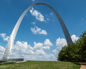 Preview wallpaper arch, monument, memorial, architecture, park, sky, clouds