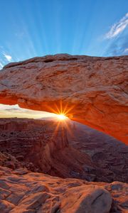 Preview wallpaper arch, rock, stone, rays, sun