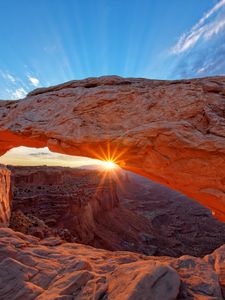 Preview wallpaper arch, rock, stone, rays, sun