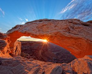 Preview wallpaper arch, rock, stone, rays, sun