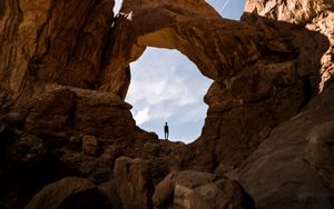 Preview wallpaper arch, rocks, loneliness, alone, silhouette, national park