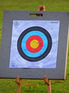 Preview wallpaper archery, target, focus