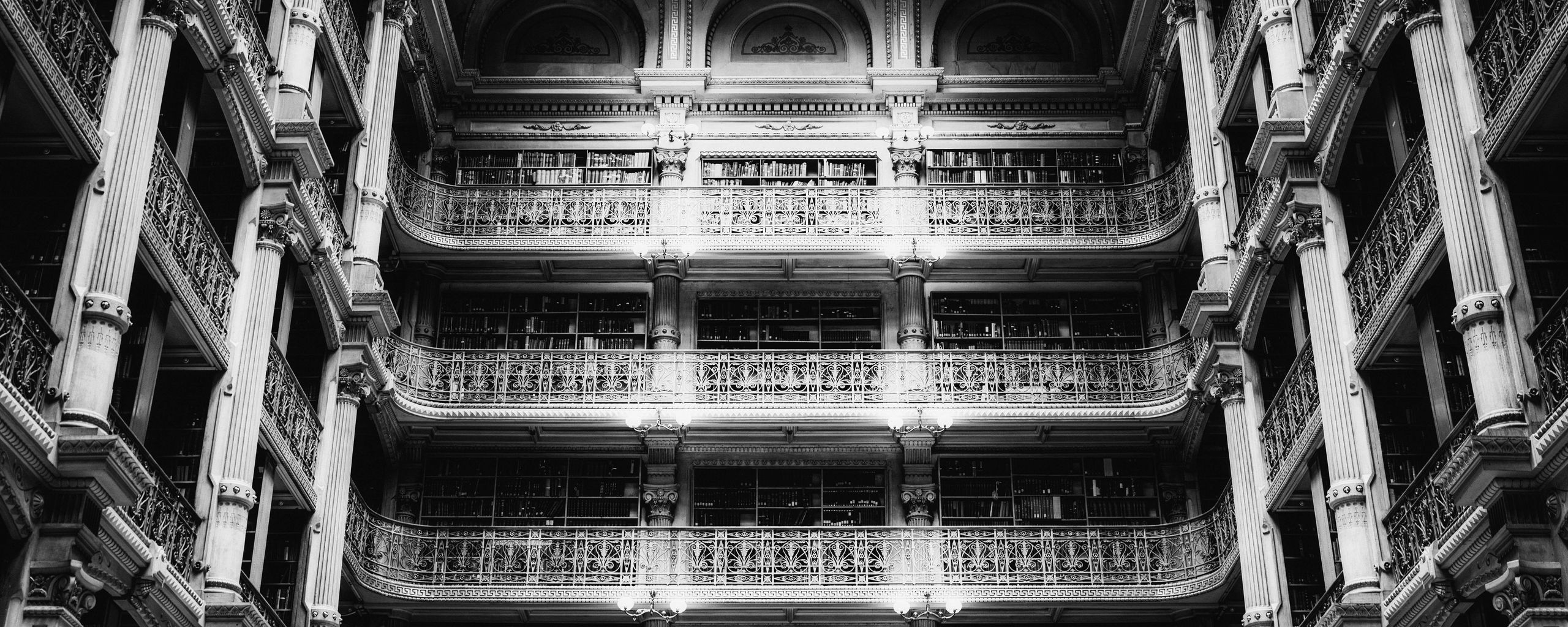 2560x1024 Wallpaper architecture, balconies, columns, bw