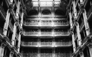 Preview wallpaper architecture, balconies, columns, bw