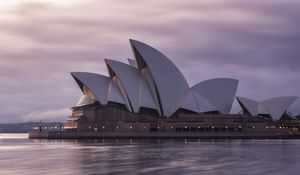 Preview wallpaper architecture, building, dusk, sydney