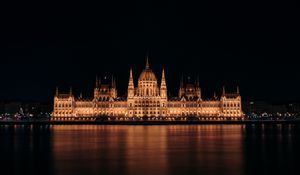 Preview wallpaper architecture, building, night, glow