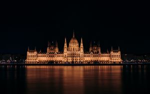 Preview wallpaper architecture, building, night, glow