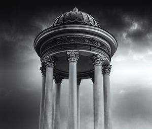 Preview wallpaper architecture, construction, bw, columns, dome, gray