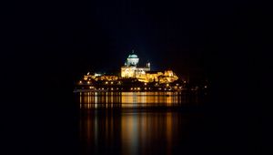 Preview wallpaper architecture, night city, dark, hungary