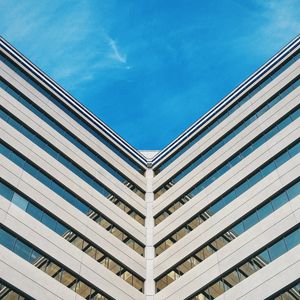 Preview wallpaper architecture, symmetry, minimalism, building, sky