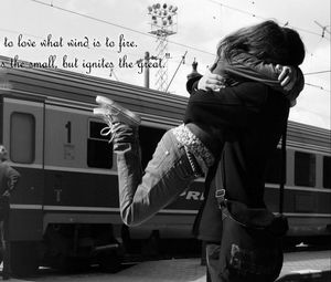 Preview wallpaper arms, couple, meeting, waiting, train