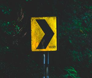 Preview wallpaper arrow, pointer, sign, direction, yellow, black, green
