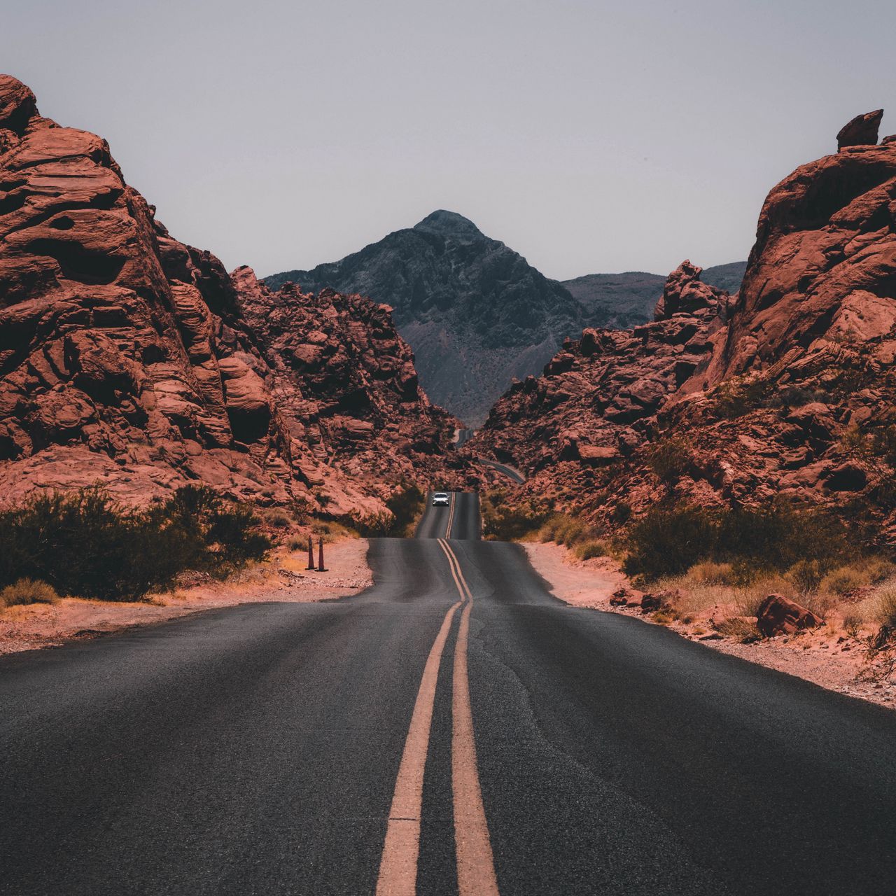 download-wallpaper-1280x1280-asphalt-road-marking-valley-traffic