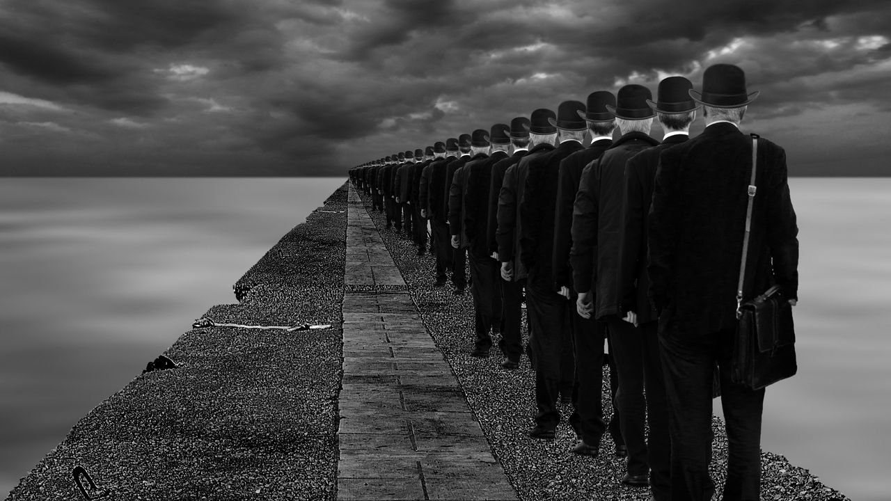 Wallpaper assimilation, surreal, people, sea, bw