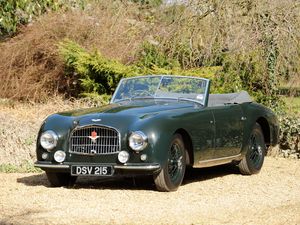 Preview wallpaper aston martin, 1952, retro, green, front view, style, cars, grass, shrubs