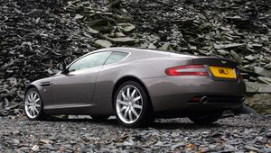 Preview wallpaper aston martin, db9, 2004, gray, side view, style, cars