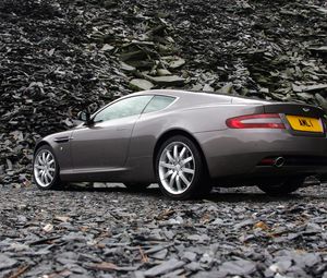 Preview wallpaper aston martin, db9, 2004, gray, side view, style, cars