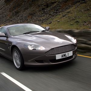 Preview wallpaper aston martin, db9, 2004, gray, front view, style, cars, speed, nature, asphalt