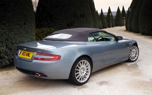 Preview wallpaper aston martin, db9, 2004, blue, side view, style, cars, nature