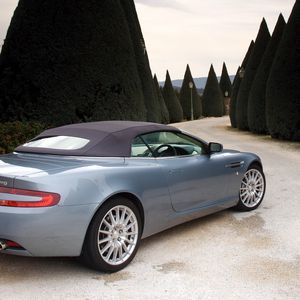 Preview wallpaper aston martin, db9, 2004, blue, side view, style, cars, nature