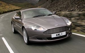 Preview wallpaper aston martin, db9, 2004, gray, front view, style, cars, speed, mountains, asphalt