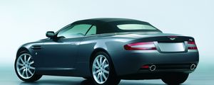 Preview wallpaper aston martin, db9, 2004, blue, side view, auto, reflection