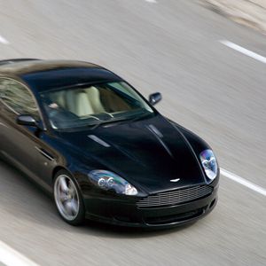 Preview wallpaper aston martin, db9, 2006, black, top view, style, cars, sports, speed, asphalt