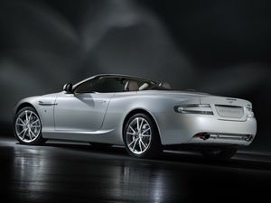 Preview wallpaper aston martin, db9, 2010, white, side view, style, car, reflection